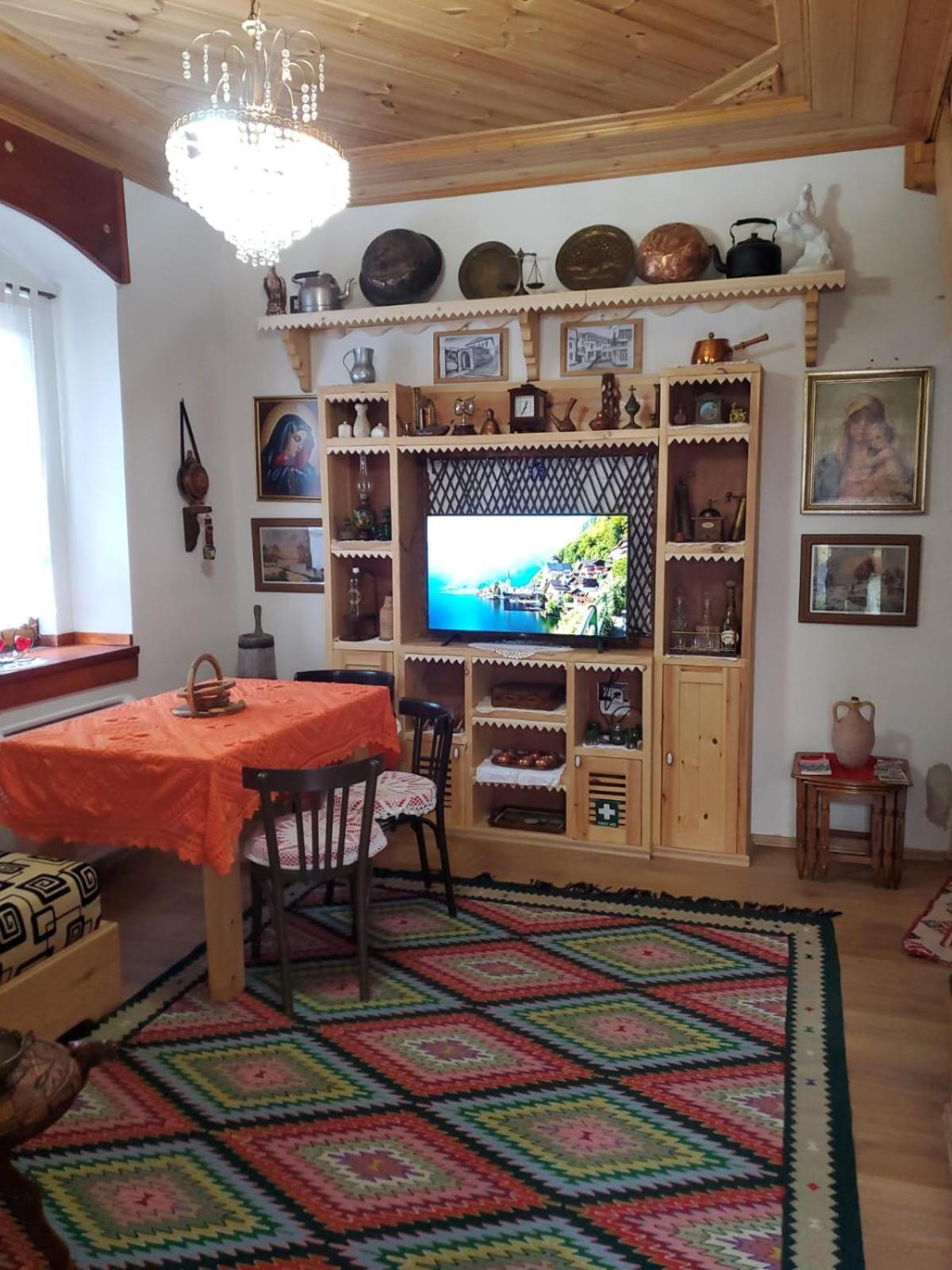 Aria Villa